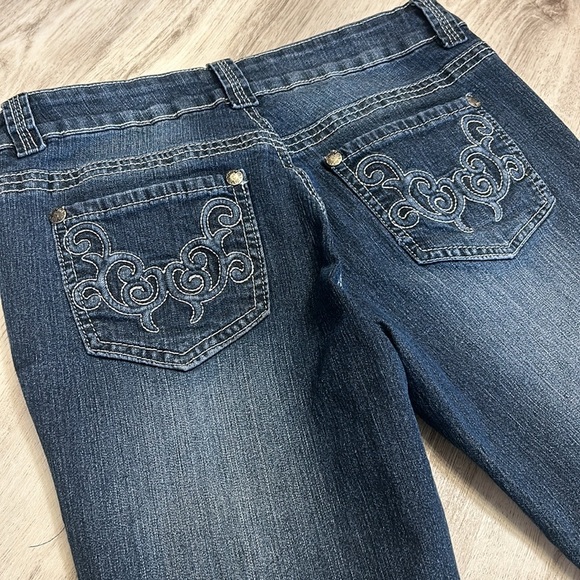 Vintage Y2K Low Rise Embroidered 5 Pocket Stitch Bootcut Stretch Denim Jeans / 4 - Picture 8 of 9